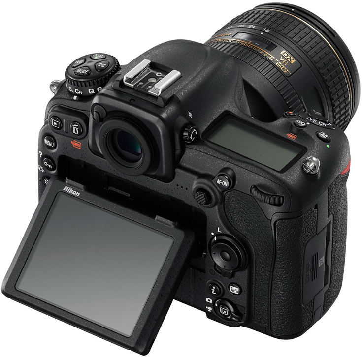 В продаже Nikon D500 появится в марте по цене $2000