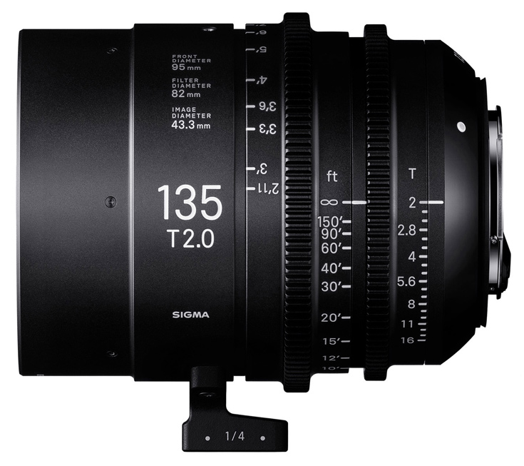 Объективы Sigma Cine 14mm T2 и Cine 135mm T2 предназначены для видеосъемки